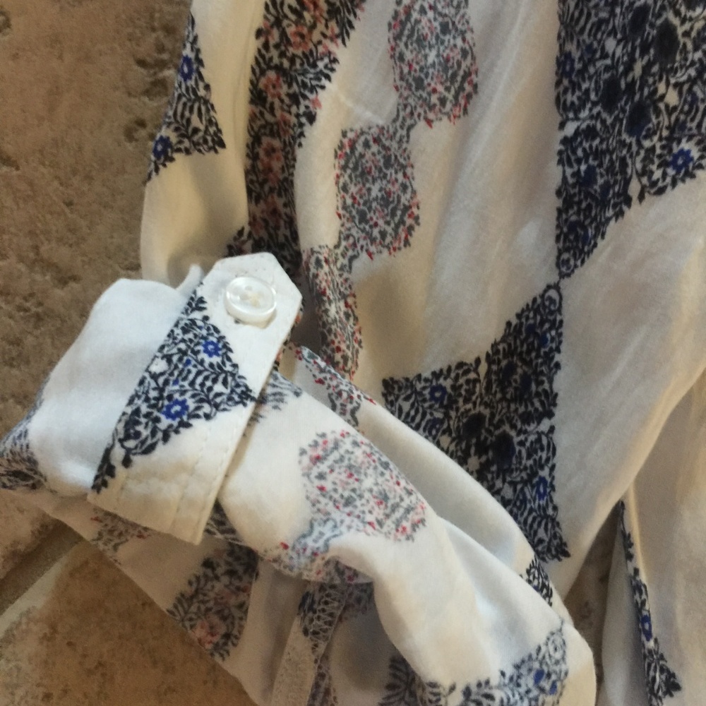 FINAL SALE NWOT Loft Outlet L/S Half Button Up SP - Picture 4 of 5